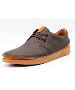 Shop L'Empreinte Chaussures CLARKS OAKLAND marron