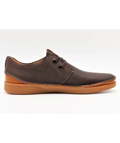 Shop L'Empreinte Chaussures CLARKS OAKLAND marron