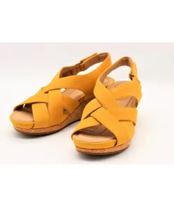 Best Sale L'Empreinte Chaussures CLARKS UN CAPRI STEP jaune