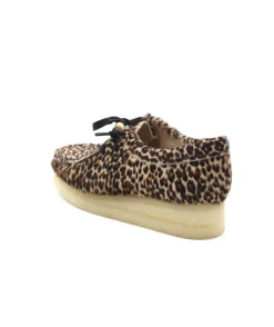 Shop L'Empreinte Chaussures CLARKS WALLABEE leopard