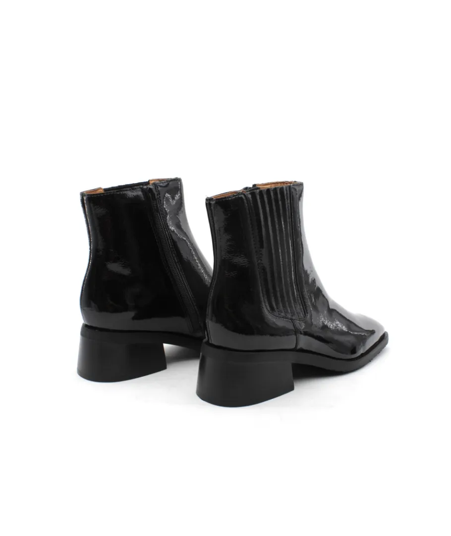 Shop L'Empreinte Chaussures MAMZELLE DIRLA noir