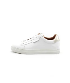 Shop L'Empreinte Chaussures SCHMOOVE SPAR CLAY W NAPPA blanc