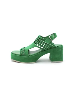 Shop L'Empreinte Chaussures SOFTWAVES 8.77.01/00 RAENA vert