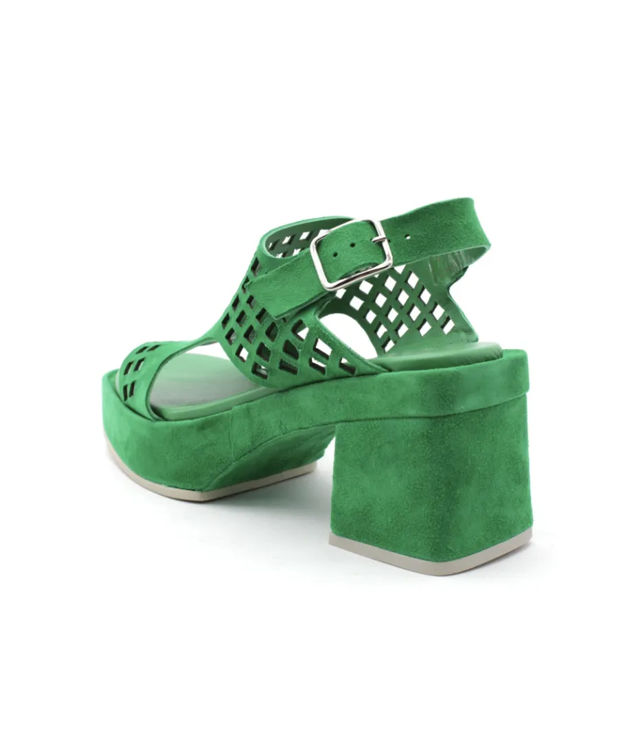 Shop L'Empreinte Chaussures SOFTWAVES 8.77.01/00 RAENA vert