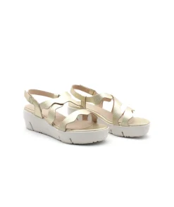 Shop L'Empreinte Chaussures WONDERS D8280 or